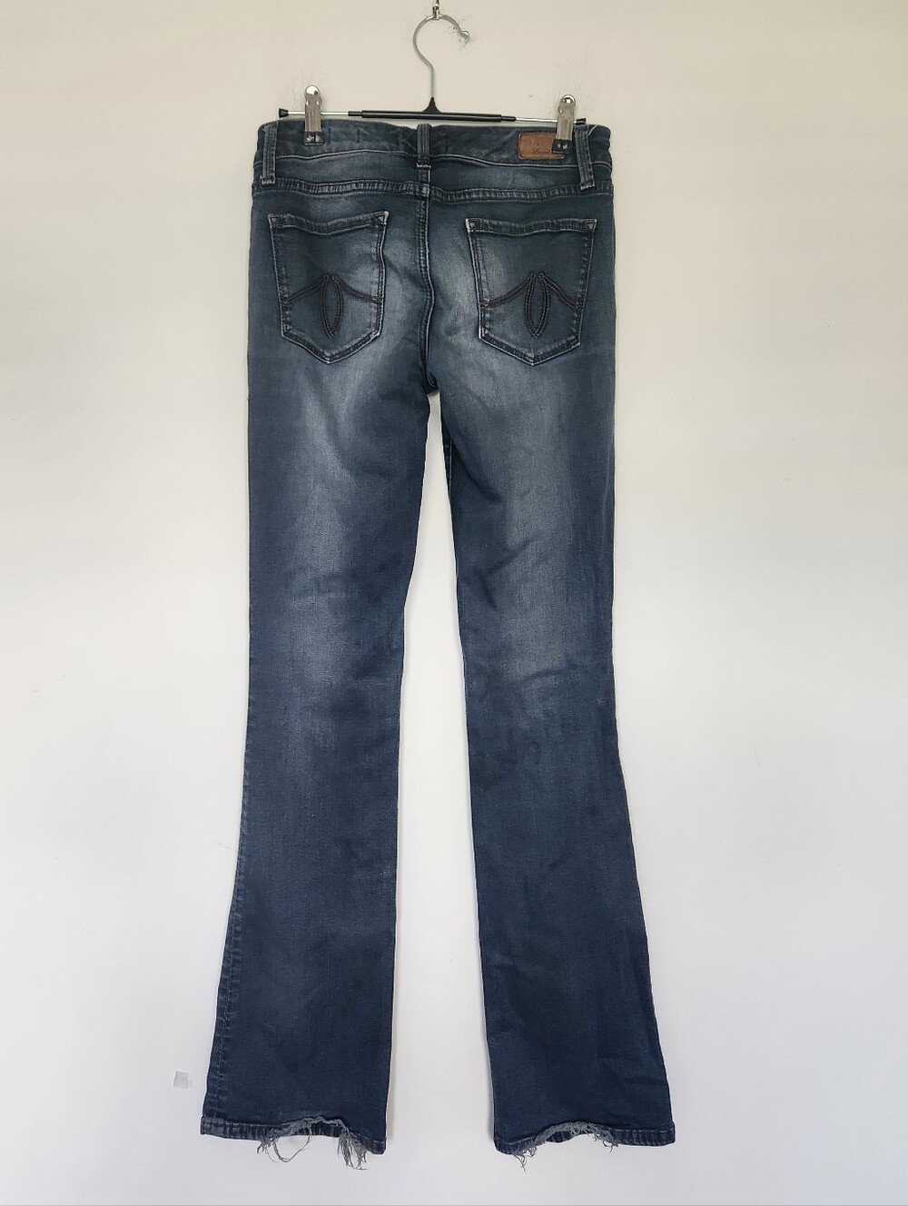 Level 99 Chloe Boot Cut Jeans Low Rise Back Of Hems Frayed Anthropologie 27 - Picture 5 of 15